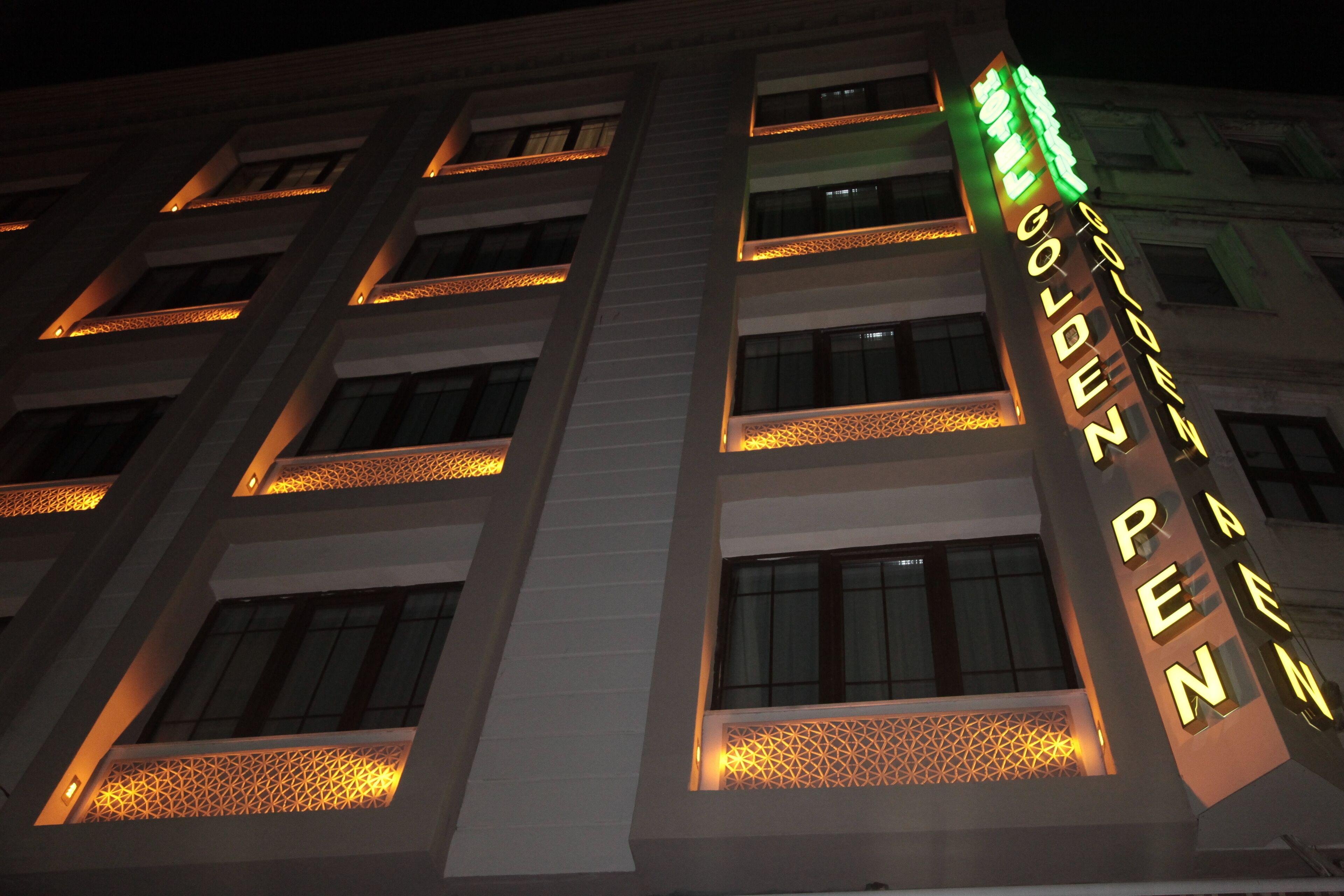 Golden Pen Hotel — Foto 2